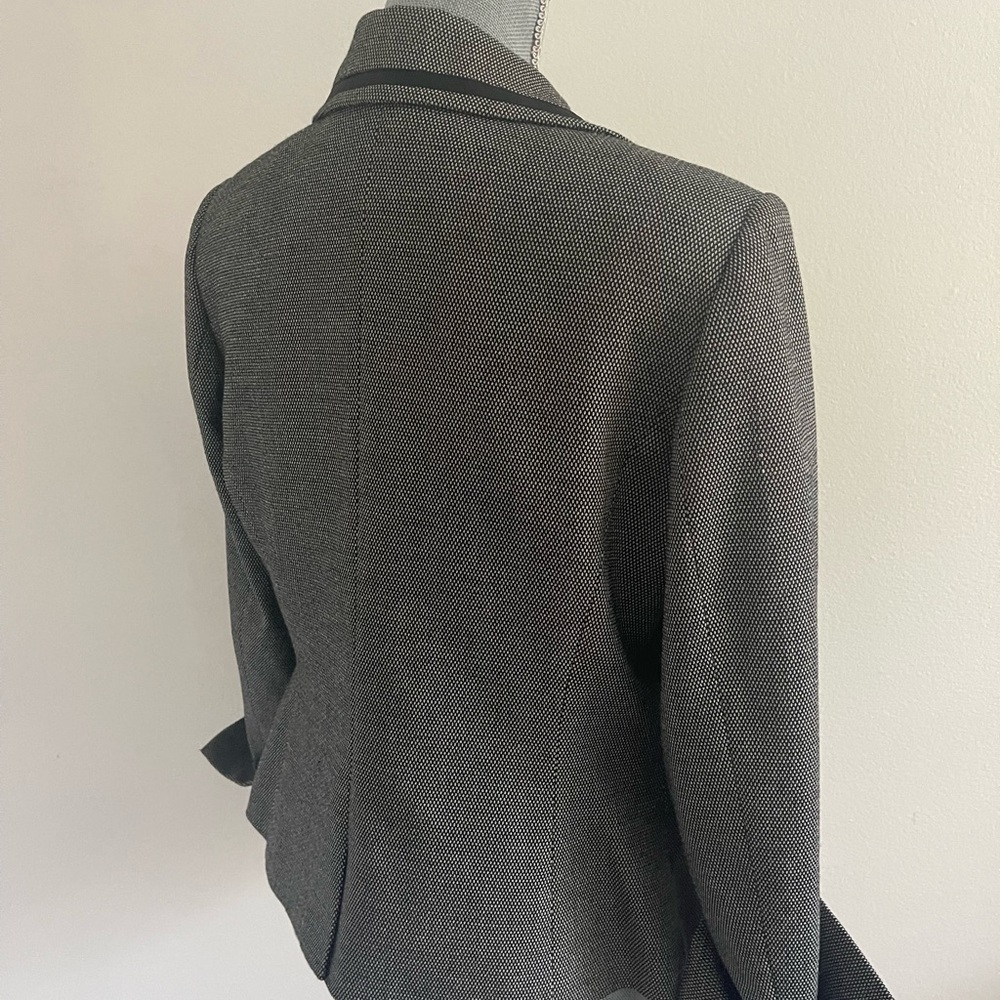 Style&Co Blazer . Size 8 - Picture 8 of 14